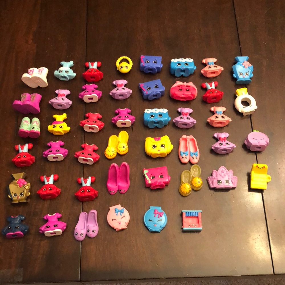 Lot of 45 shopkins.  Clean.  Some happy meal